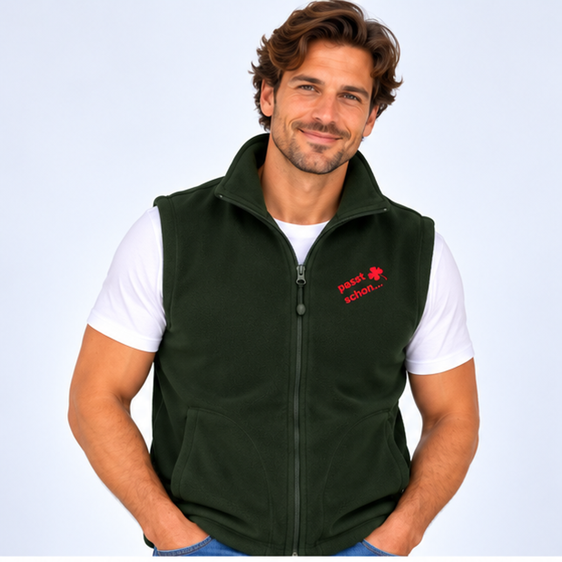 Hubert №7 – Grün Fleeceweste mit blauer Logostickerei