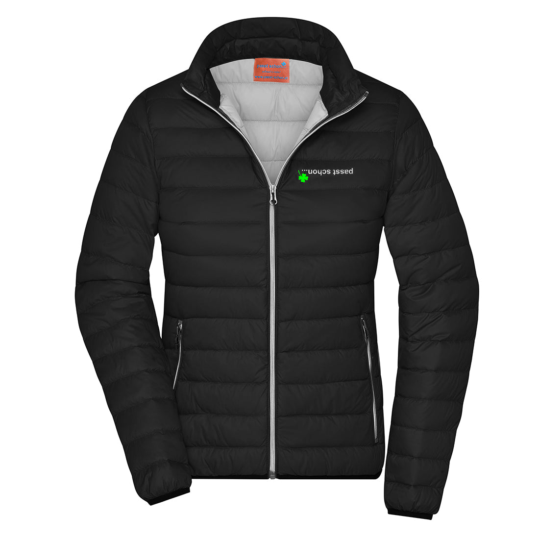 Anita №1 – Schwarze, klassisch geschnittene Daunenjacke mit weiß-grüner Logostickerei