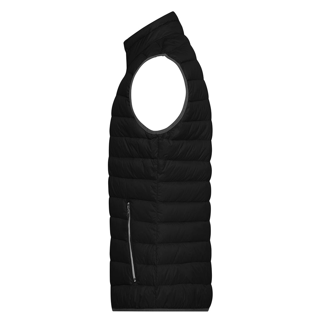Daunengilet №1 – Schwarz mit weiß-grüner Logostickerei
