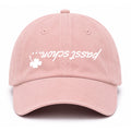 Toni №4 – Soft Rosa Dad Kappe mit weißem passt schon…🍀 Logo