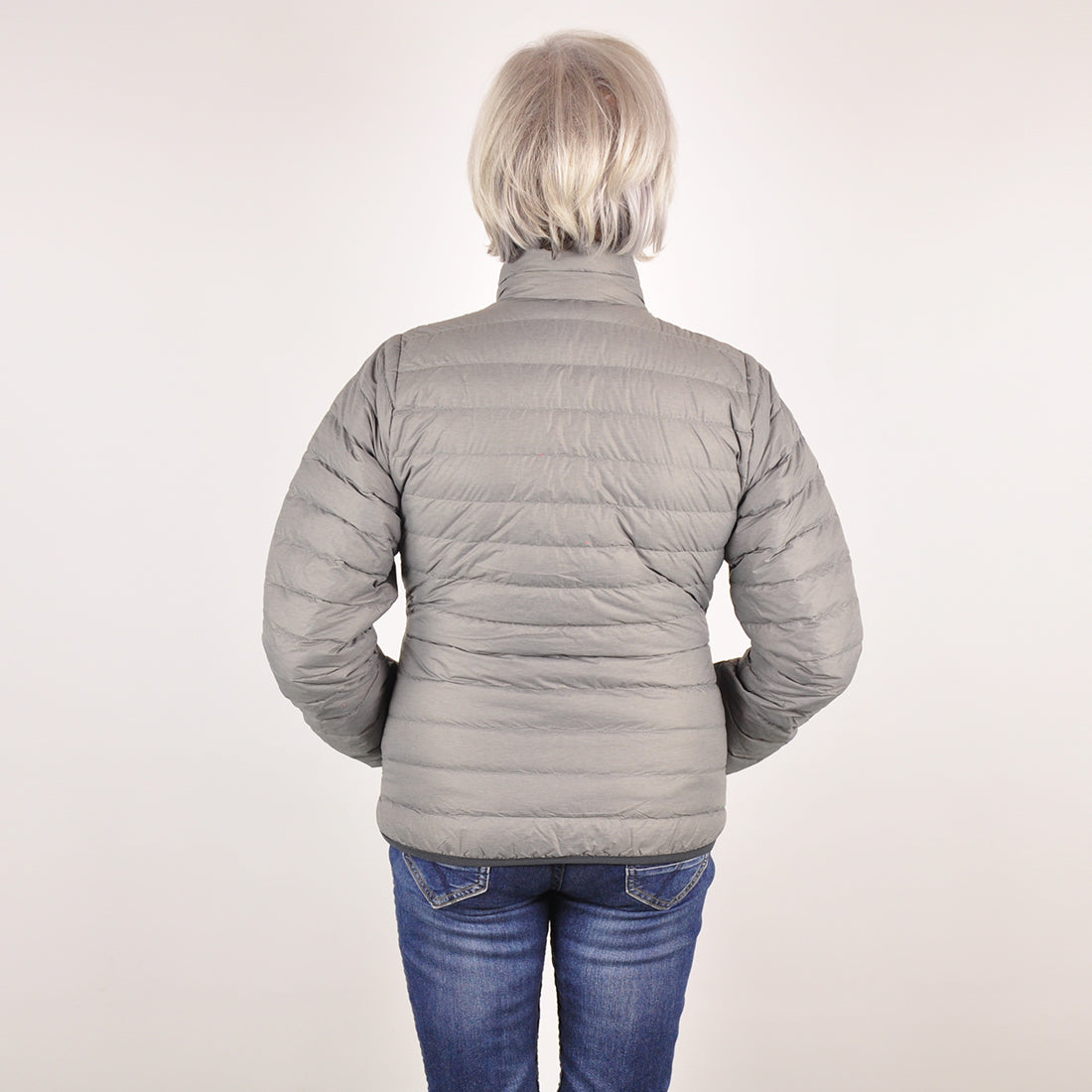 Anita №3 | Klassisch geschnittene Daunenjacke