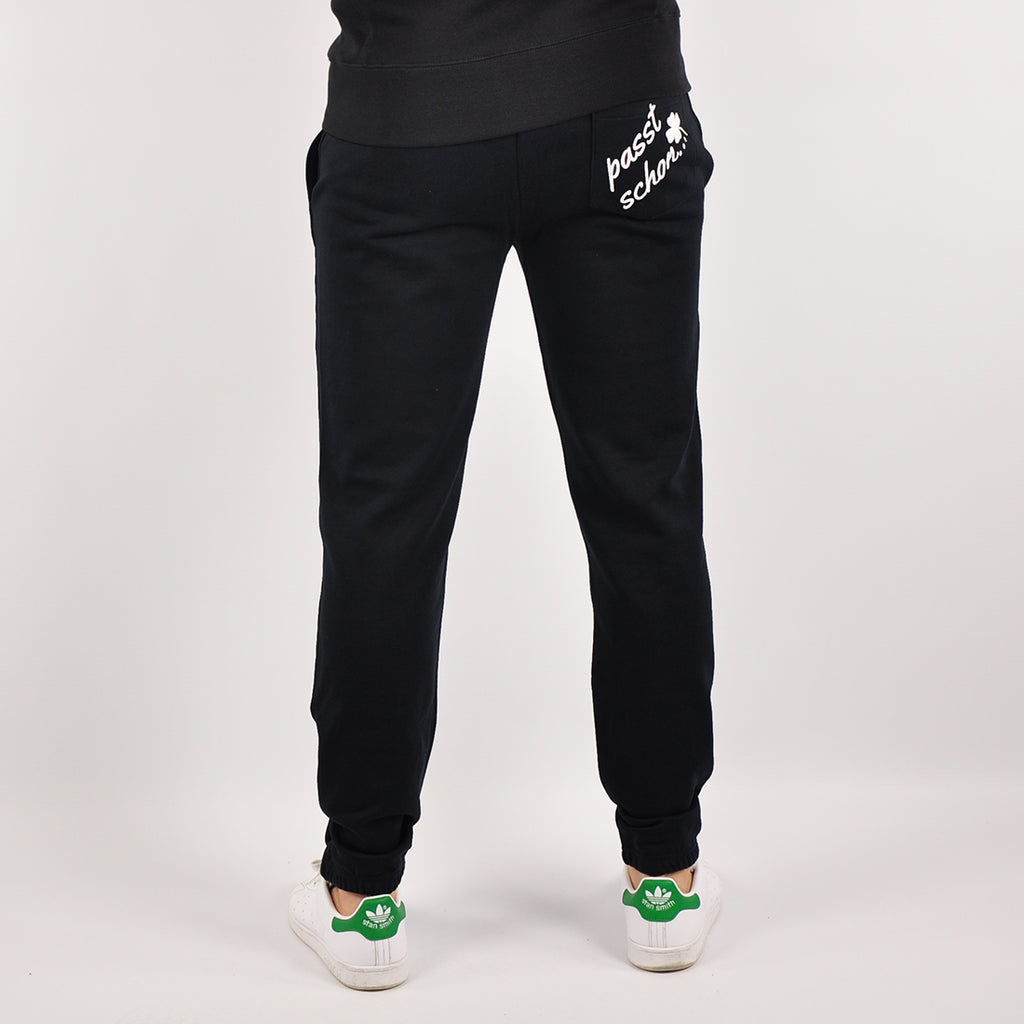 Maxi №2 – Schwarze Jogginghose mit weißem Druck