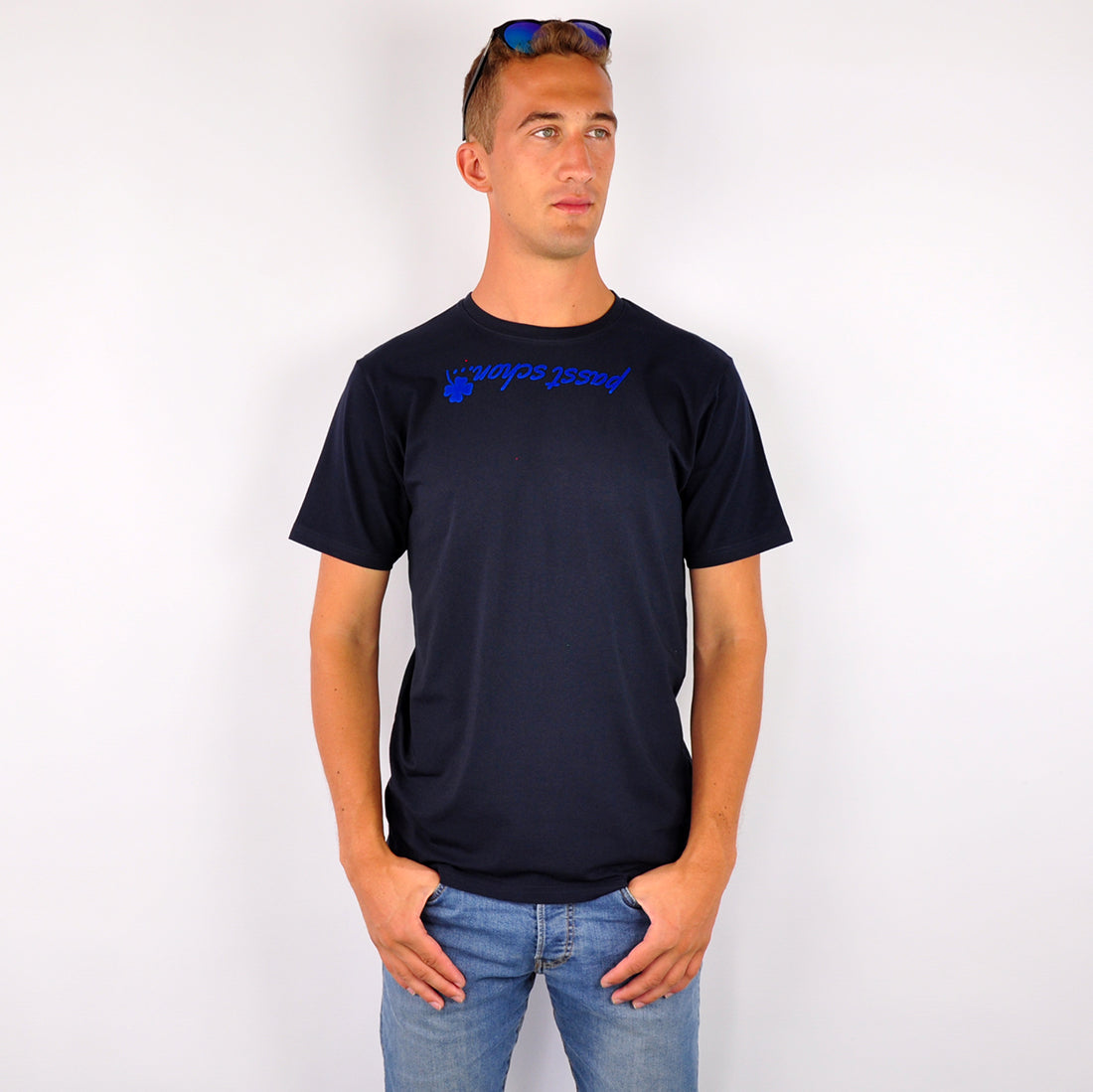 David №6 | Tailliert geschnittenes T-Shirt