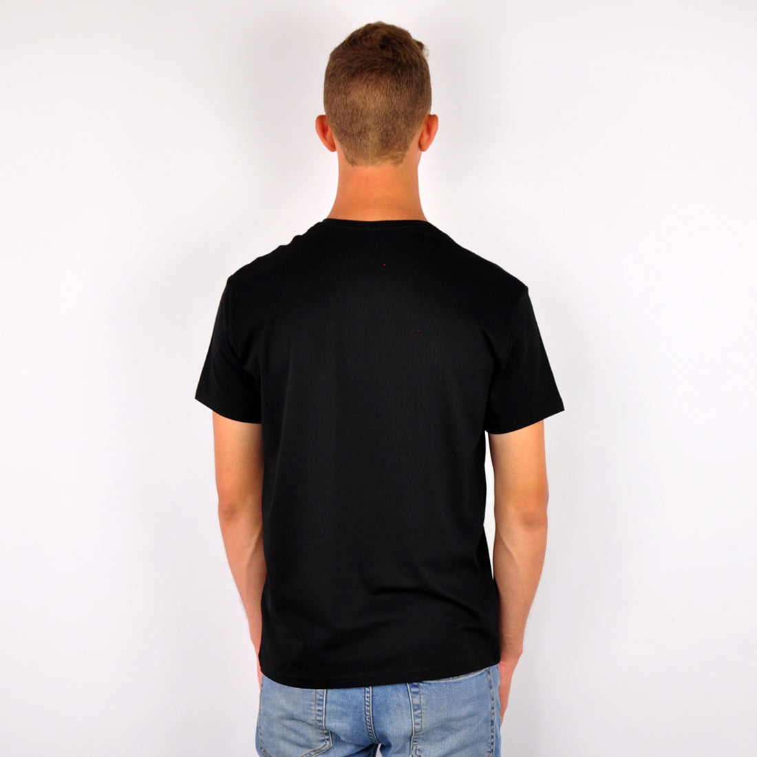 Markus №4 | Leicht tailliert geschnittenes T-Shirt mit V-Ausschnitt