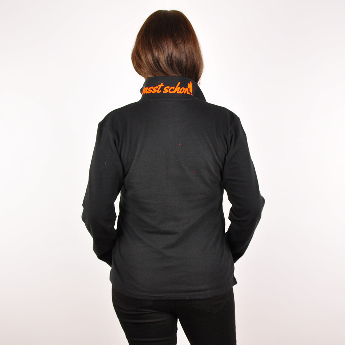 Antonia №2 – Schwarzes Langarm-Poloshirt mit giftgrüner Logostickerei