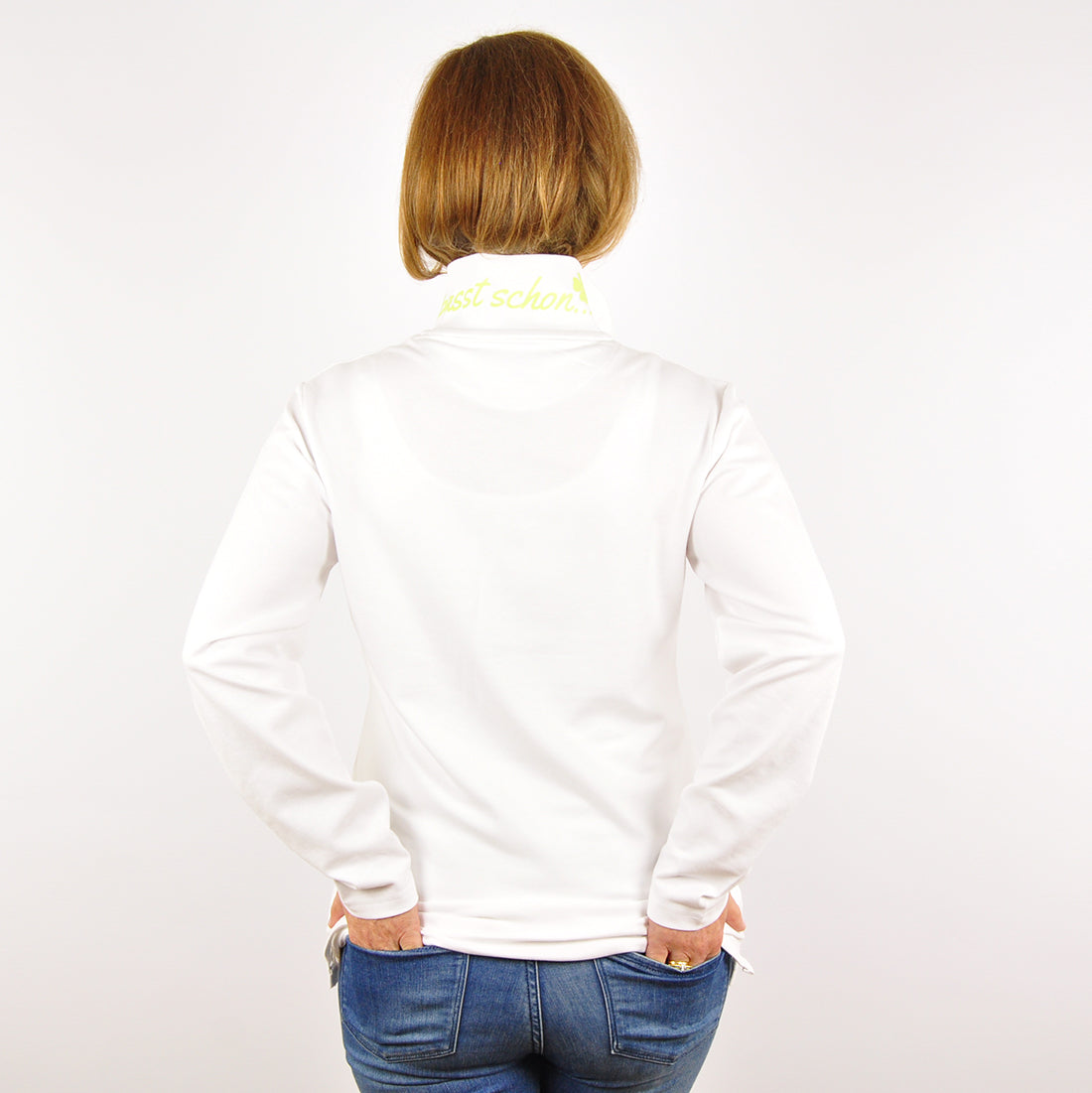 Antonia №1 – Weißes Langarm-Poloshirt mit rosa Logostickerei und bunten Knöpfen