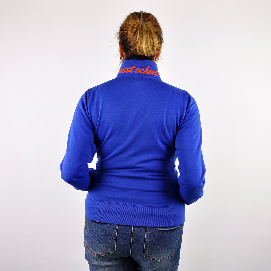 Maria №4 | Klassisch geschnittene Sweatjacke